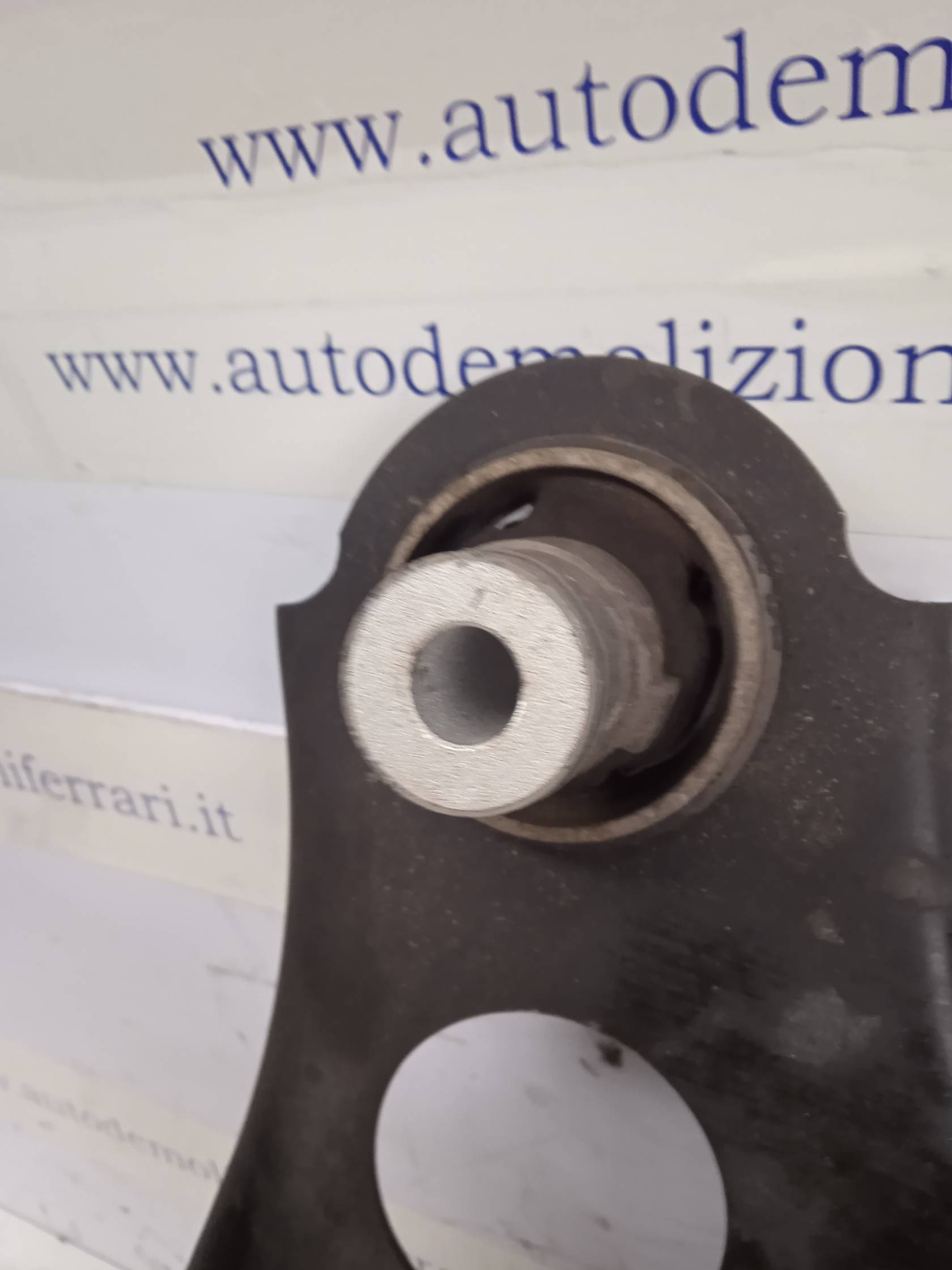 Braccio oscillante sosp. ant. dx.